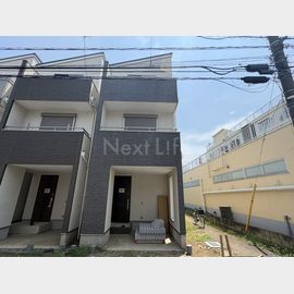 川崎駅より徒歩25分 新築 3階建の賃貸物件