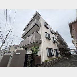 武蔵新城駅より徒歩11分 3階 築37年の賃貸物件