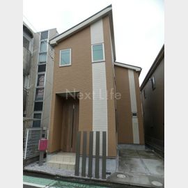 淵野辺駅より徒歩11分 築8年7ヶ月 2階建の賃貸物件