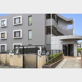 日吉駅よりバス7分 3階 築28年7ヶ月の賃貸物件