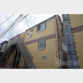 川崎駅よりバス10分 築7年 2階建の賃貸物件