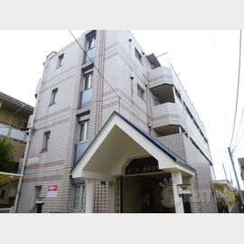 メゾンカメリヤ 4階 築37年7ヶ月の賃貸物件