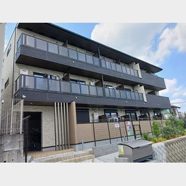 相武台前駅より徒歩12分 3階 築1年8ヶ月の賃貸物件