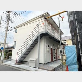 鶴間駅より徒歩4分 1階 築1年の賃貸物件