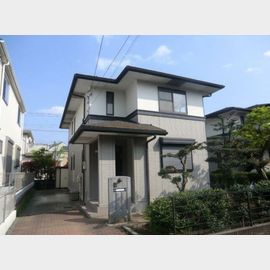 新百合ヶ丘駅より徒歩17分 築28年8ヶ月 2階建の賃貸物件