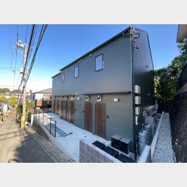 百合ヶ丘駅より徒歩7分 1階 築2年5ヶ月の賃貸物件