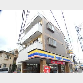 百合ヶ丘駅より徒歩1分 築21年 3階建の賃貸物件