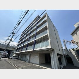 レグラス武蔵新城モーターガラージュ 3階 築18年2ヶ月の賃貸物件