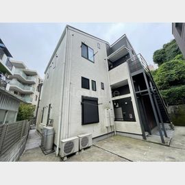 久地駅より徒歩4分 2階 築11年1ヶ月の賃貸物件