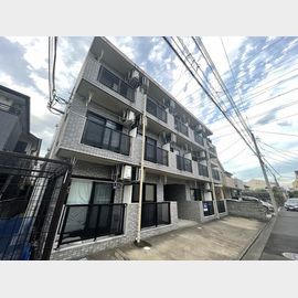 リファイン 3階 築22年1ヶ月の賃貸物件