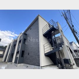 京王堀之内駅より徒歩12分 3階 築3年7ヶ月の賃貸物件