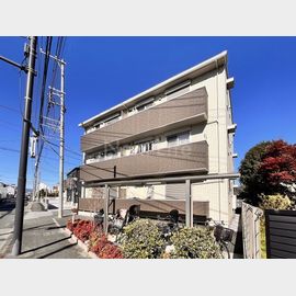 グランドアヴェニュー 3階 築7年3ヶ月の賃貸物件