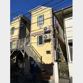 川崎駅よりバス10分 築8年4ヶ月 2階建の賃貸物件