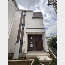 生田駅より徒歩29分 新築 3階建の賃貸物件