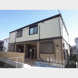 町田駅よりバス12分 築8年11ヶ月 2階建の賃貸物件