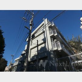 新百合ヶ丘駅より徒歩4分 1階 築38年7ヶ月の賃貸物件