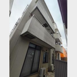 綱島駅より徒歩13分 3階 築43年の賃貸物件
