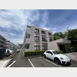 綱島駅より徒歩14分 築33年2ヶ月 3階建の賃貸物件