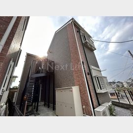 菊名駅より徒歩6分 築8年2ヶ月 2階建の賃貸物件