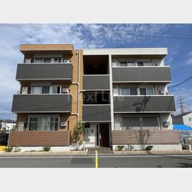 平山城址公園駅より徒歩12分 新築 3階建の賃貸物件