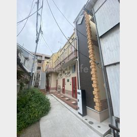 日ノ出町駅より徒歩14分 築2年11ヶ月 2階建の賃貸物件