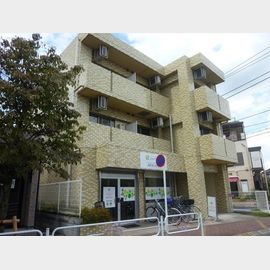 オランダ壱番館 2階 築22年10ヶ月の賃貸物件