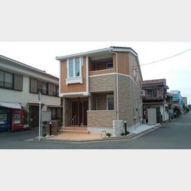 ヴィラ本牧 2階 築6年8ヶ月の賃貸物件