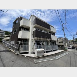 ラテ横浜 2階 築9年7ヶ月の賃貸物件