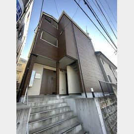 新子安駅より徒歩7分 1階 築7年の賃貸物件