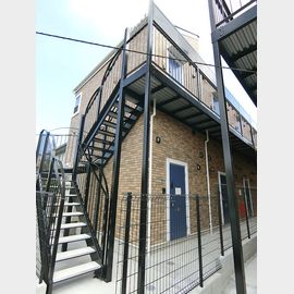 日吉駅より徒歩11分 1階 築4年6ヶ月の賃貸物件