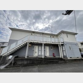 ファインクレストB 2階 築32年3ヶ月の賃貸物件