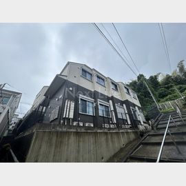 弘明寺駅より徒歩10分 2階 築8年1ヶ月の賃貸物件