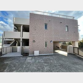 三ツ沢上町駅より徒歩10分 1階 築20年7ヶ月の賃貸物件