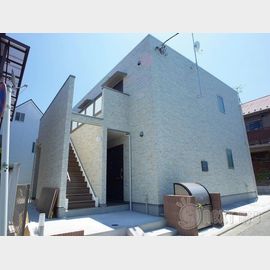 成瀬駅より徒歩4分 1階 築8年8ヶ月の賃貸物件