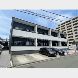 綱島駅より徒歩11分 築17年2ヶ月 2階建の賃貸物件