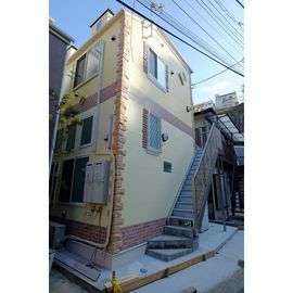 阪東橋駅より徒歩10分 2階 築10年3ヶ月の賃貸物件