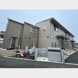 成瀬駅より徒歩15分 1階 築4年の賃貸物件