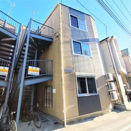 子安駅より徒歩6分 2階 築14年1ヶ月の賃貸物件