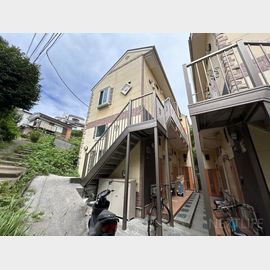 阪東橋駅より徒歩14分 2階 築12年の賃貸物件