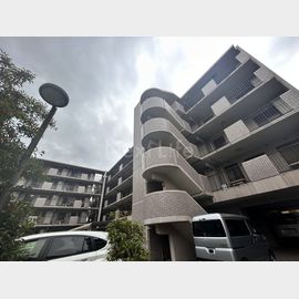 新羽駅より徒歩9分 4階 築24年の賃貸物件