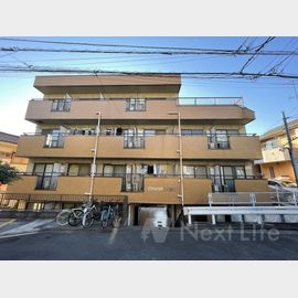 リファレンス大倉山 3階 築36年の賃貸物件