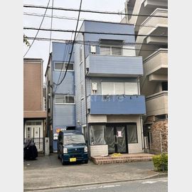 マドレーヌ 3階 築30年10ヶ月の賃貸物件