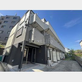 弘明寺駅より徒歩2分 3階 築8年6ヶ月の賃貸物件