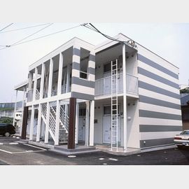 弘明寺駅よりバス6分 2階 築24年4ヶ月の賃貸物件