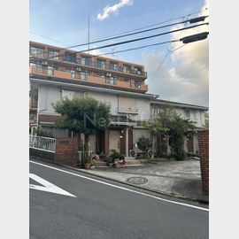 横浜駅より徒歩20分 築37年10ヶ月 2階建の賃貸物件