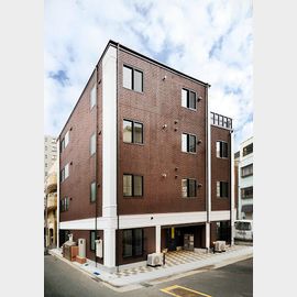 ＢｒｉｔｉｓｈＣｒａｂＭＩＹＡＧＡＷＡ 2階 築10年7ヶ月の賃貸物件
