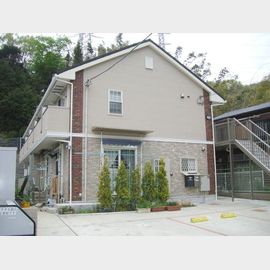 マヤラク大倉山 2階 築18年1ヶ月の賃貸物件