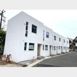 高田駅より徒歩5分 1階 築1年4ヶ月の賃貸物件