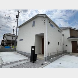 八王子駅よりバス29分 築2年9ヶ月 2階建の賃貸物件