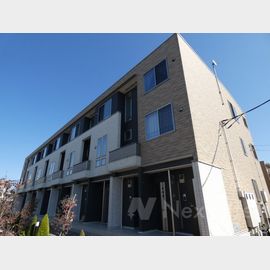 武蔵砂川駅より徒歩19分 築10年8ヶ月 3階建の賃貸物件